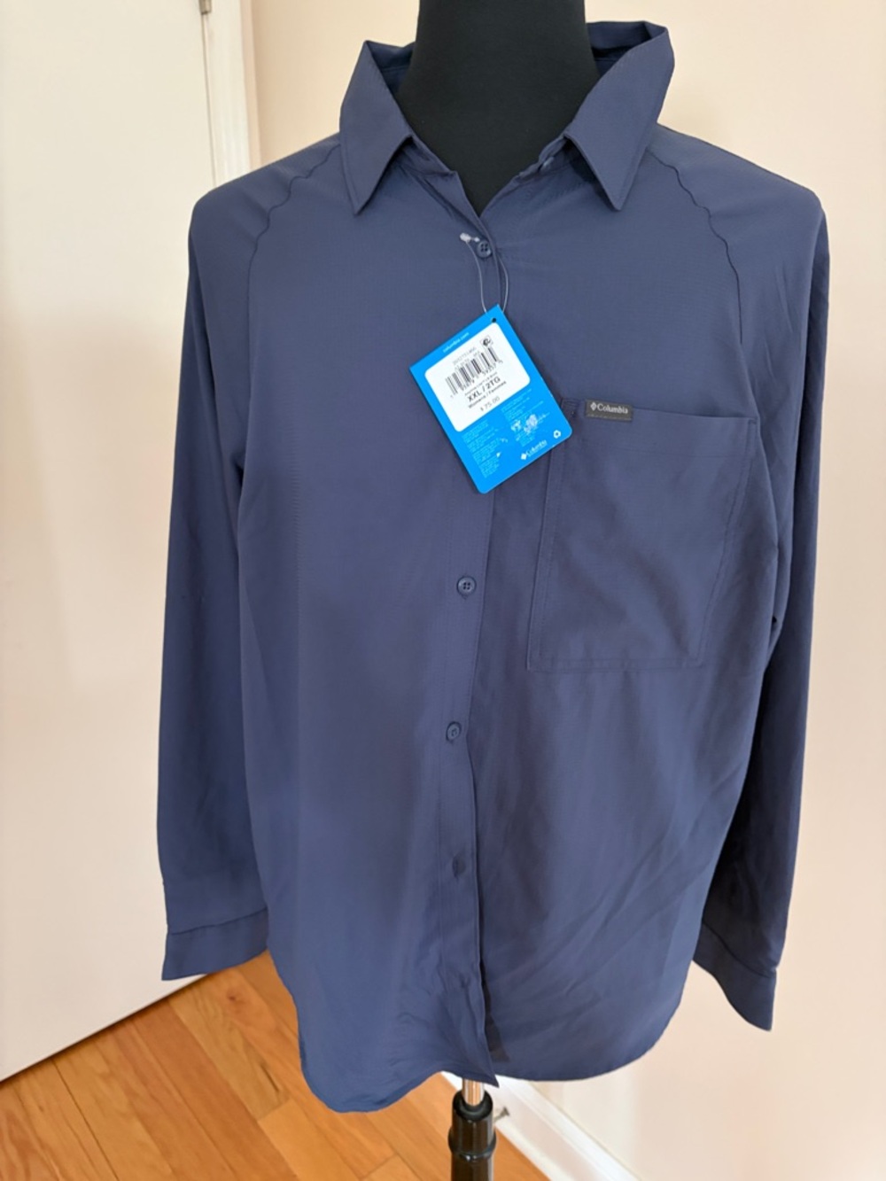 Columbia Womens Navy Long-Sleeve Button-Up Omni Shirt